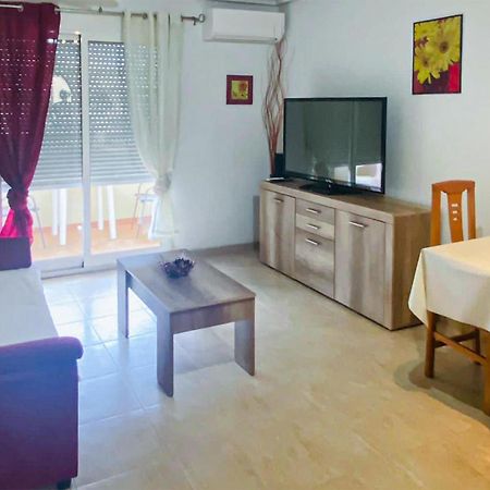 Cozy Apartment In Los Alcazares With Wifi Exteriör bild