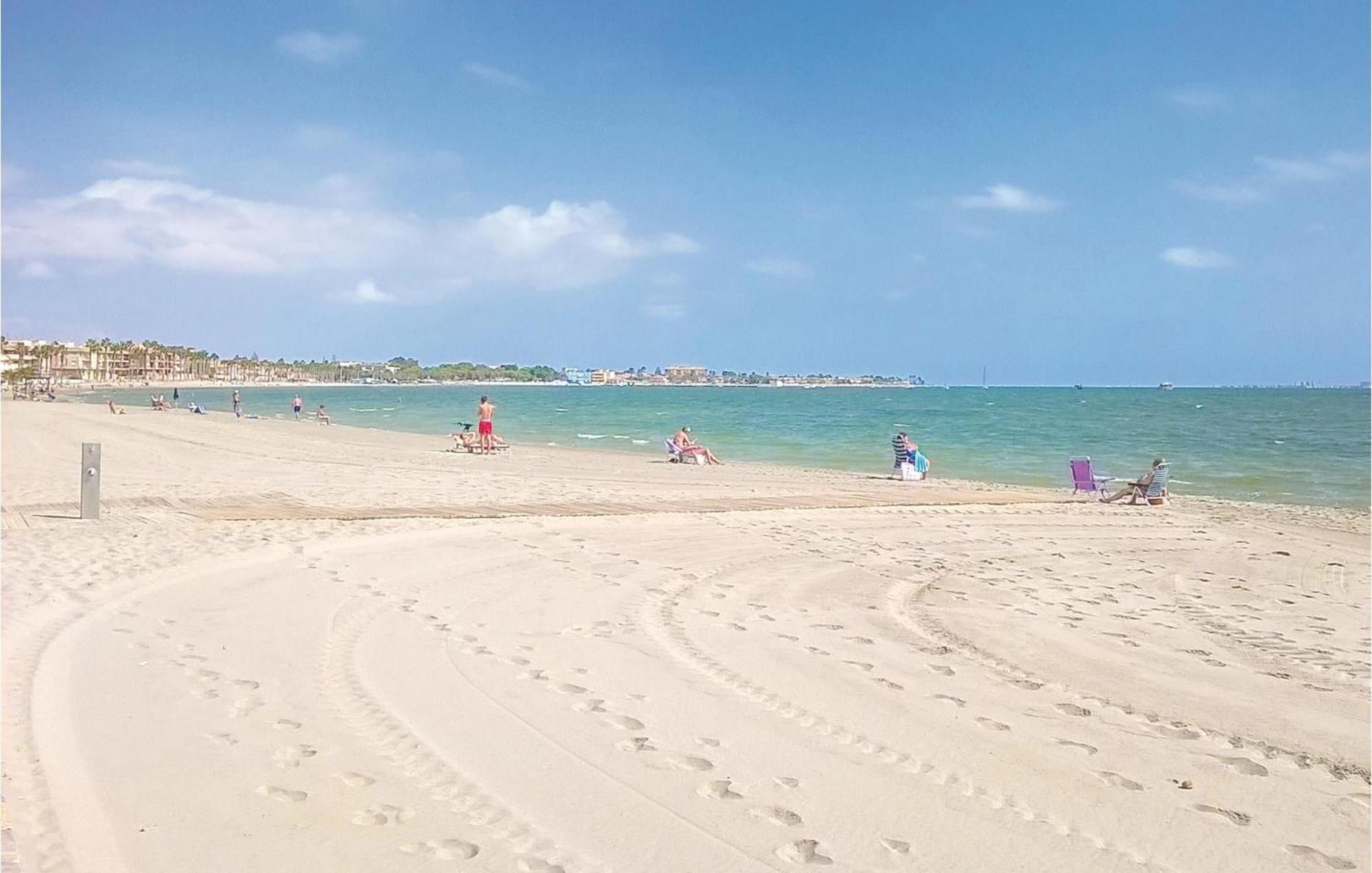 Cozy Apartment In Los Alcazares With Wifi Exteriör bild