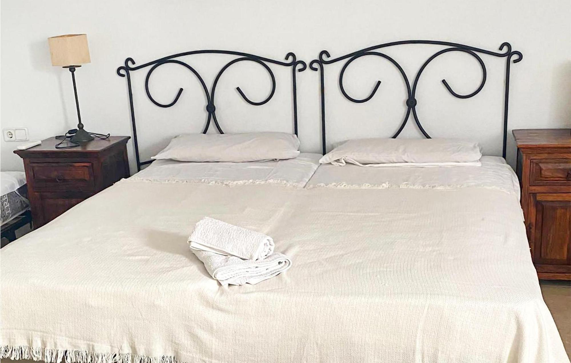 Cozy Apartment In Los Alcazares With Wifi Exteriör bild